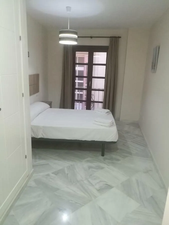 Apartman Apartamentos Edificio Vicente Málaga